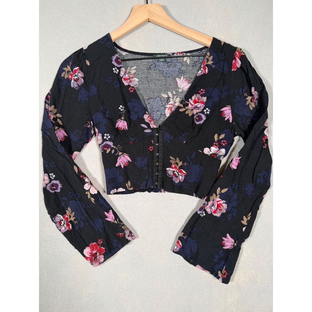 Wild Fable Black Floral Long Sleeve Crop Top XS Boho Whimsygoth Blouse
